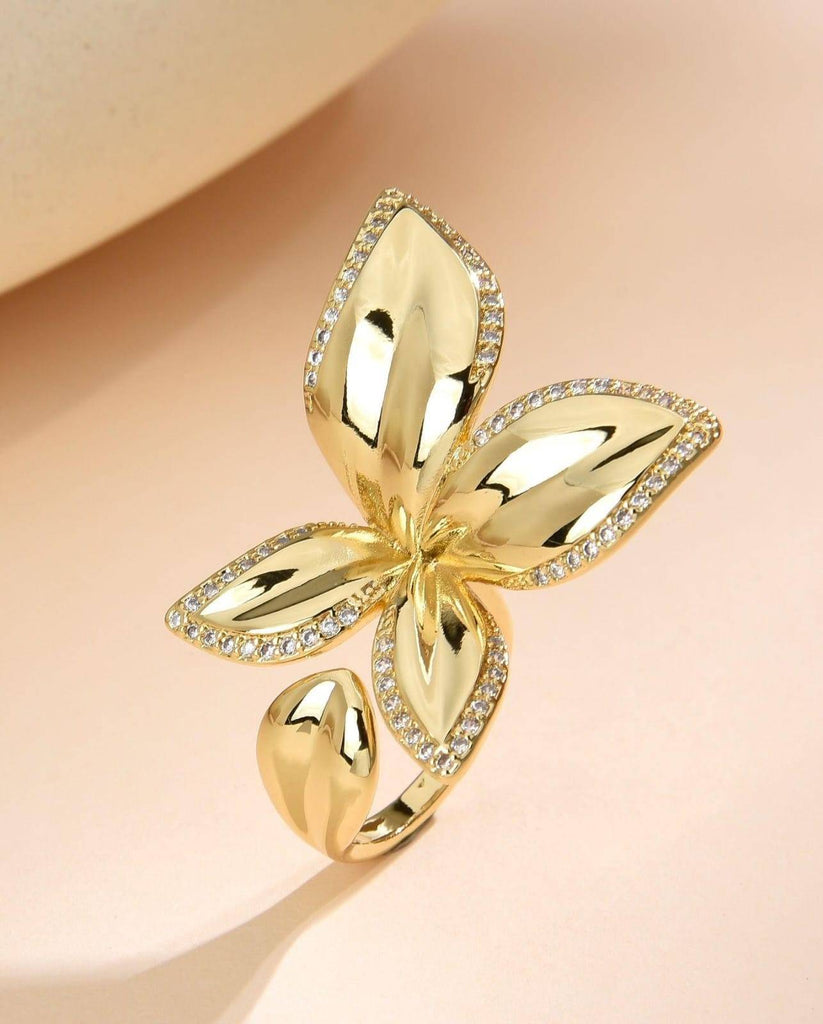 Golden Butterfly Ring with Crystals Feminine and Sophisticated Accessory-Rings-ZIRCONIA